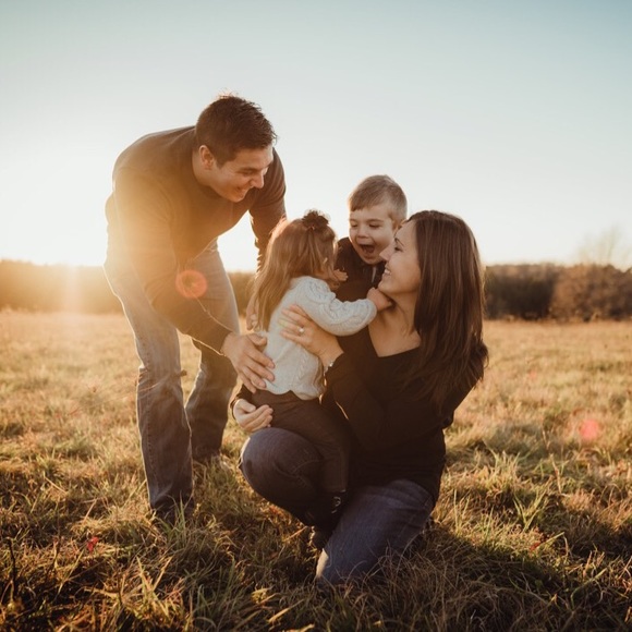 Meet your Posher, Toni - Picture 2 of 2